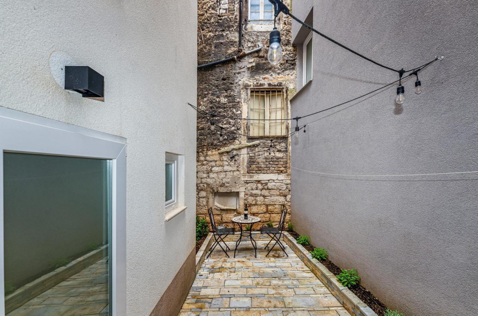 Samm Apartments Šibenik Buitenkant foto