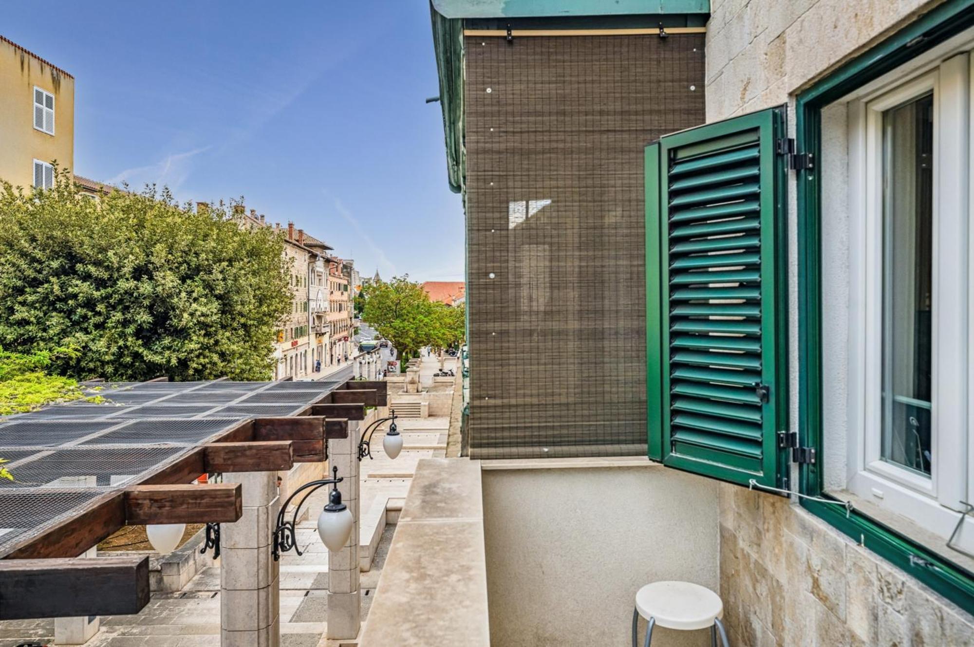 Samm Apartments Šibenik Buitenkant foto