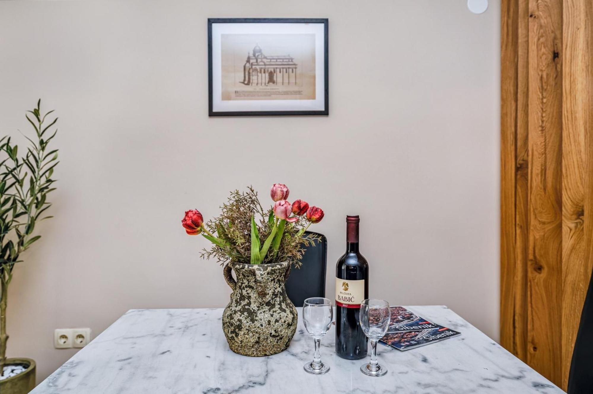 Samm Apartments Šibenik Buitenkant foto
