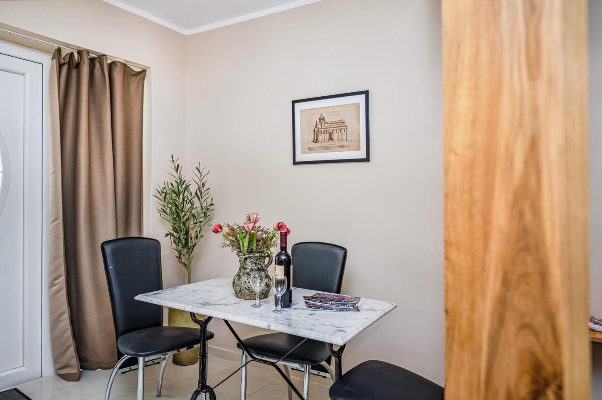 Samm Apartments Šibenik Buitenkant foto